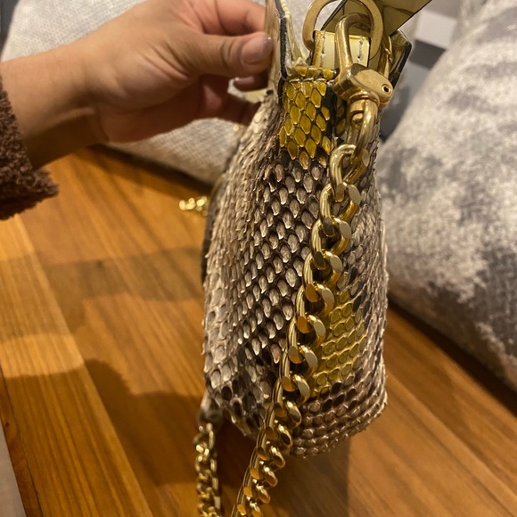 Silvano Biagini Snake Skin Purse w / Removable Gold Chain Strap - Picture 8 of 14